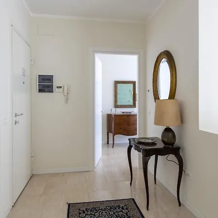 Casa Lazzarini Luxury Di Fronte Al Teatro Rossini *