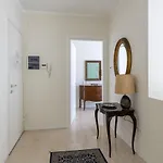 Casa Lazzarini Luxury Di Fronte Al Teatro Rossini *