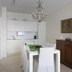 Casa Lazzarini Luxury Di Fronte Al Teatro Rossini Pesaro