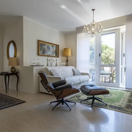 Apartman Casa Lazzarini Luxury Di Fronte Al Teatro Rossini Pesaro