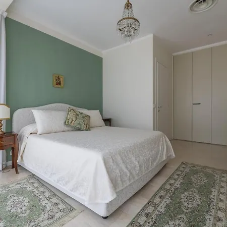 Casa Lazzarini Luxury Apartament *