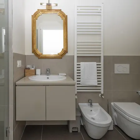 Lägenhet Casa Lazzarini Luxury Pesaro