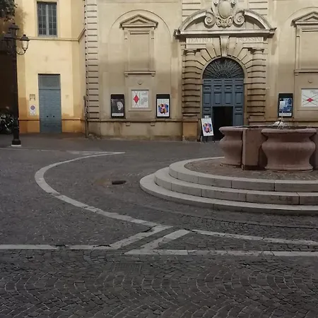 アパート Casa Lazzarini Luxury Di Fronte Al Teatro Rossini *