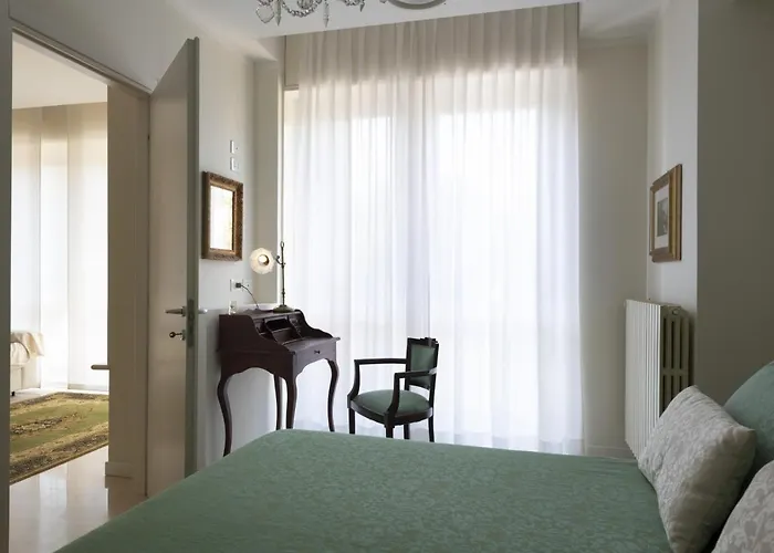 アパート Casa Lazzarini Luxury Di Fronte Al Teatro Rossini