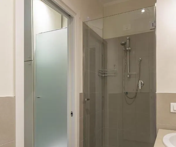 アパート Casa Lazzarini Luxury Di Fronte Al Teatro Rossini