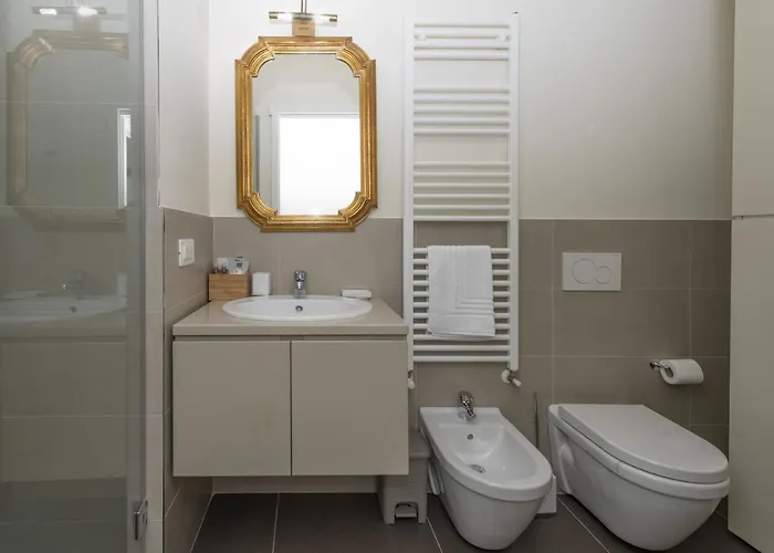 アパート Casa Lazzarini Luxury Di Fronte Al Teatro Rossini ペザロ